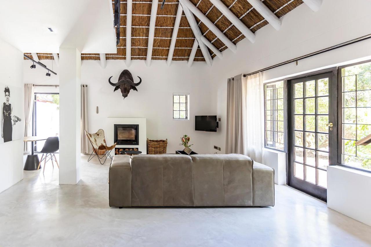 Africa Lodge Somerset West Extérieur photo